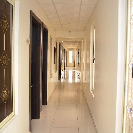 De Rigg Place - Alaka Estate, Surulere Лаґос Екстер'єр фото