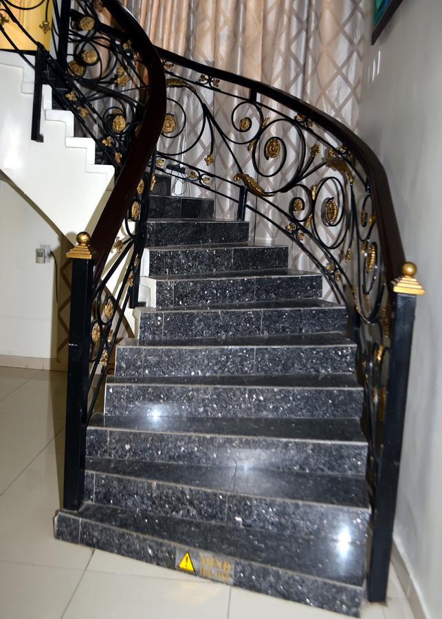 De Rigg Place - Alaka Estate, Surulere Лаґос Екстер'єр фото