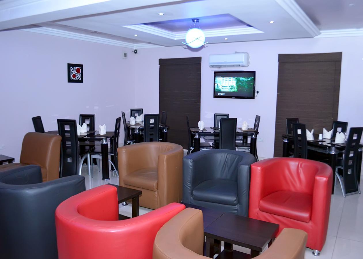 De Rigg Place - Alaka Estate, Surulere Лаґос Екстер'єр фото