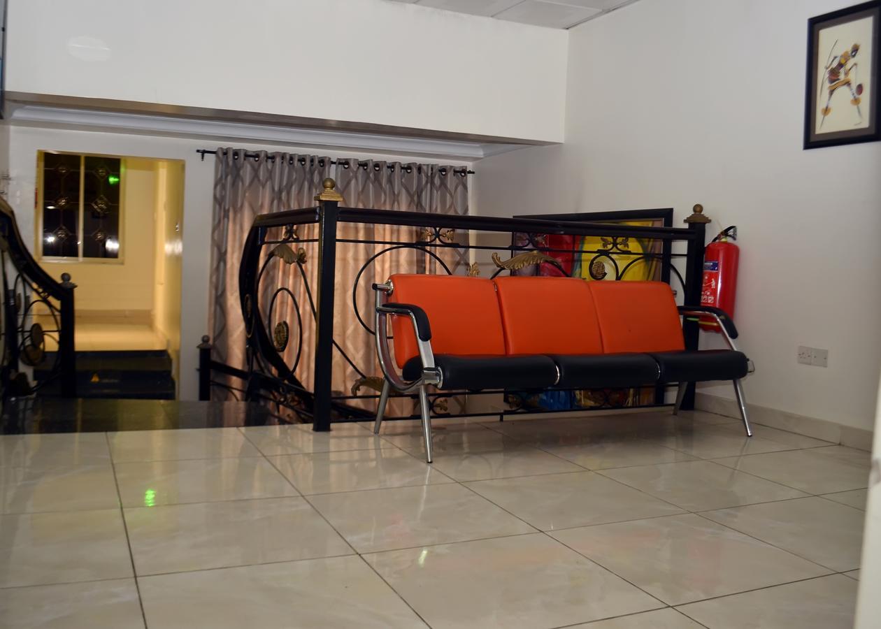 De Rigg Place - Alaka Estate, Surulere Лаґос Екстер'єр фото