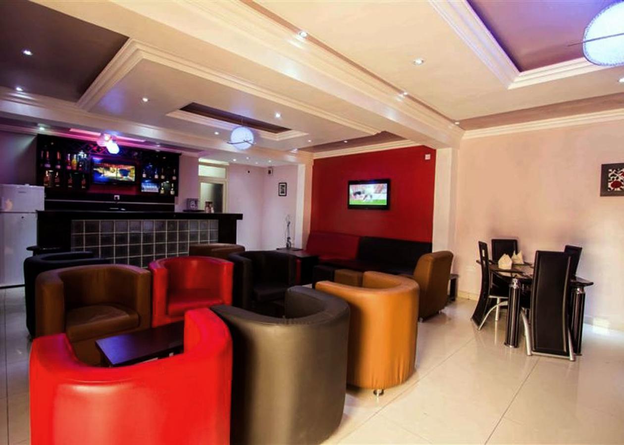 De Rigg Place - Alaka Estate, Surulere Лаґос Екстер'єр фото